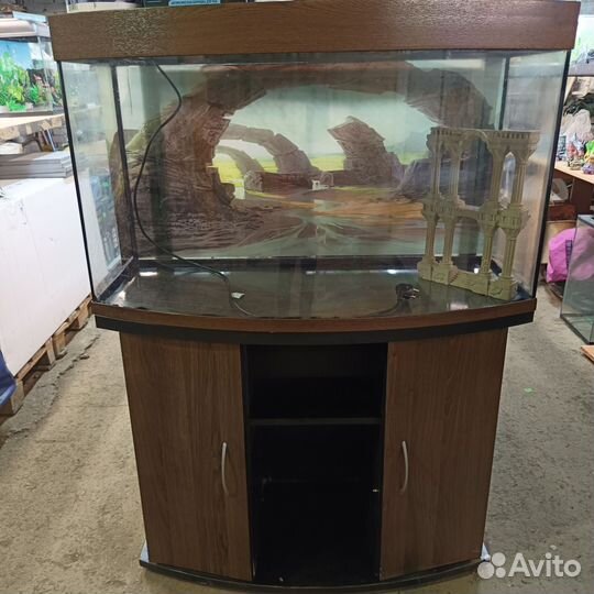 Аквариум панорамный с тумбой