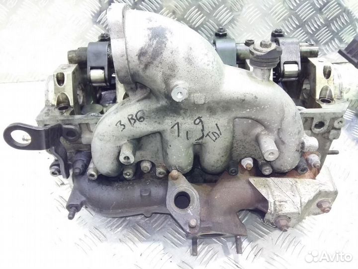 Головка блока цилиндров Голая VW Passat B6 1.9 BKC