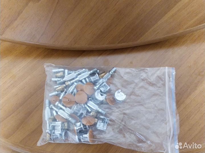 Полки стеллажи