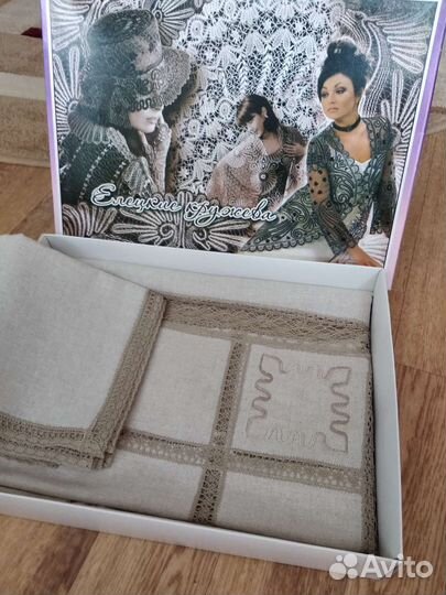 Столовый текстиль(скатерть, салфетки)