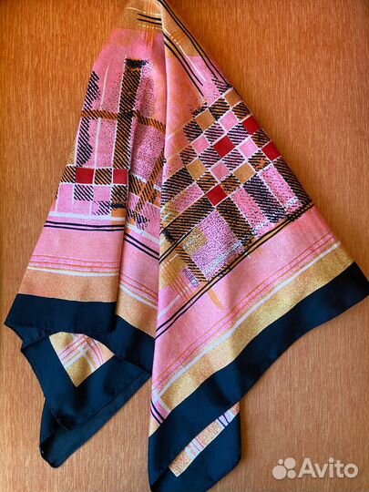 Шелковый платок