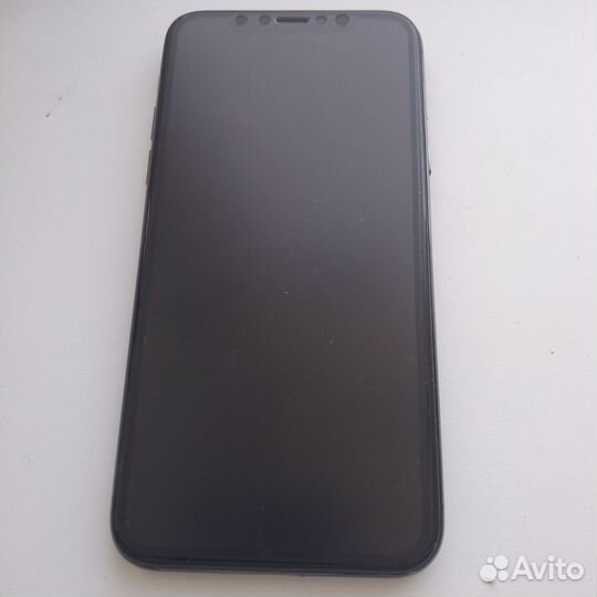 iPhone X, 64 ГБ