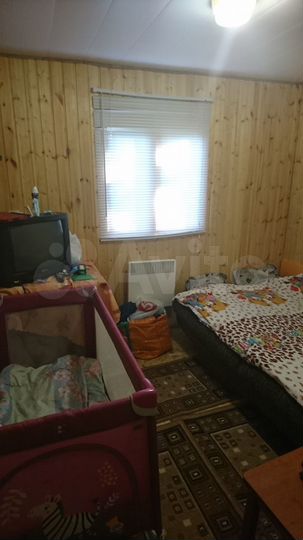 Дом 28 м² на участке 15 сот.