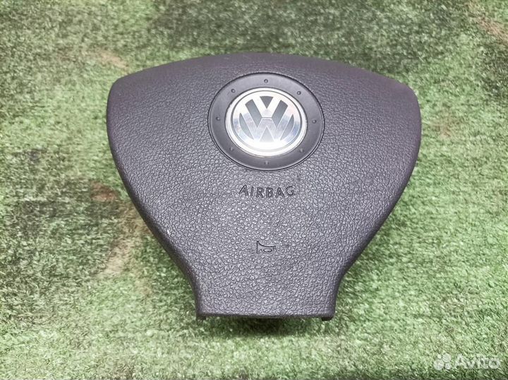 Подушка безопасности в рулевое колесо VW Jetta 20