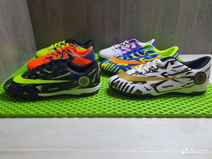 Футбольные бутсы/Сороконожки/Футзалки