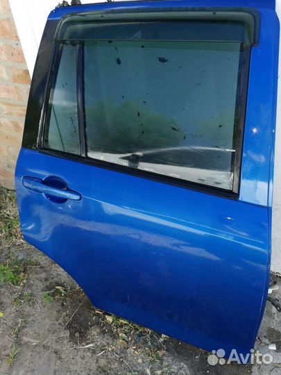 Дверь для Mazda demio