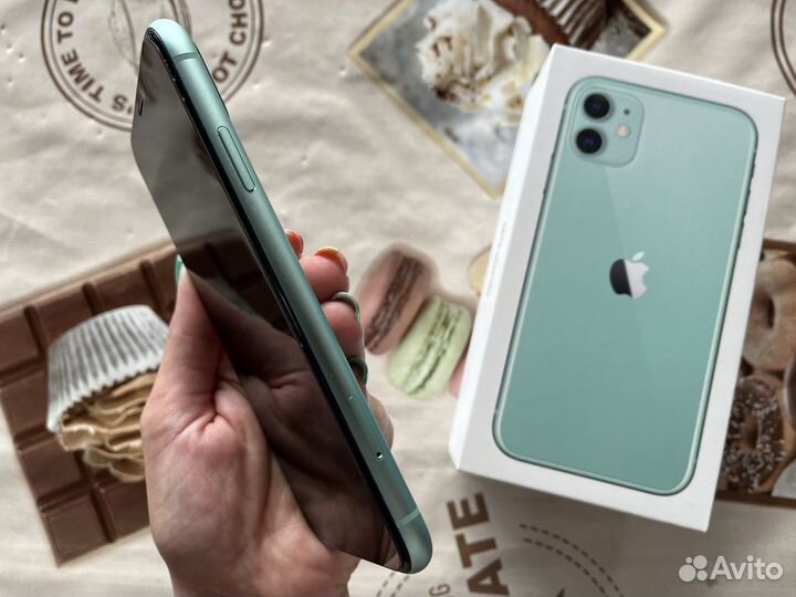 Телефон iPhone 11