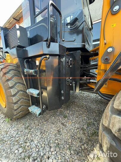 Фронтальный погрузчик Lonking CDM856, 2023