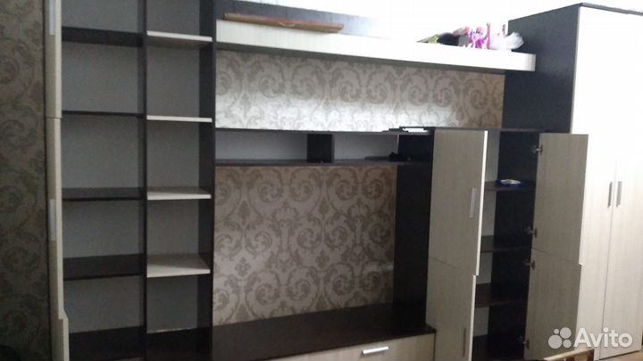 Шкаф стенка