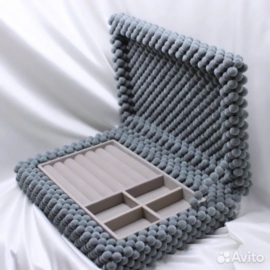 Шкатулка для украшений