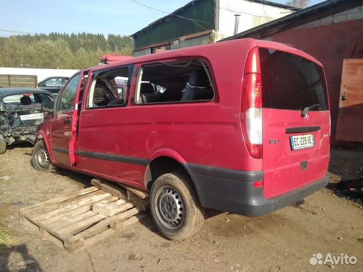 Вакуумный насос Mercedes-Benz W639