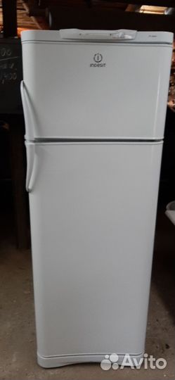 Холодильник indesit 2х камерный