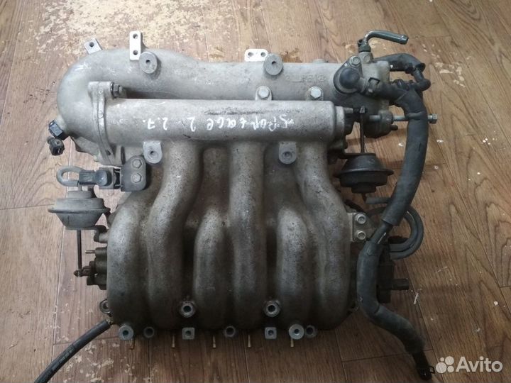 Впускной коллектор Kia Sportage 2 2.7