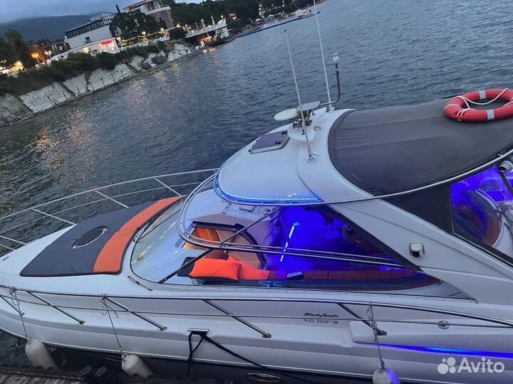 Аренда моторной яхты премиум класса