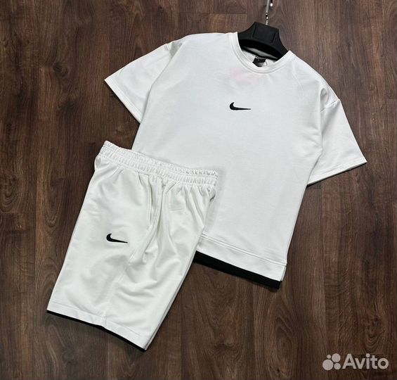 Костюм мужской Nike футболка и шорты