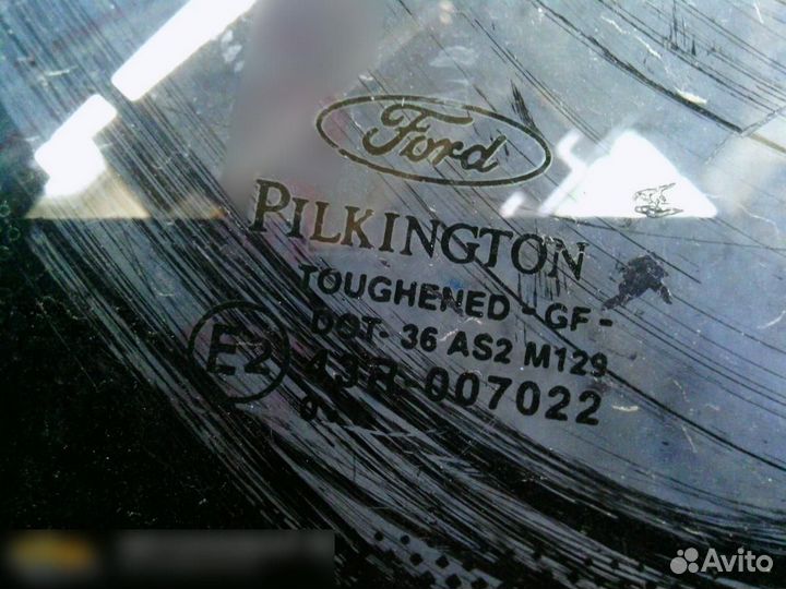 Стекло кузовное глухое левое Ford Focus I 1998-200