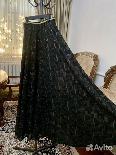 Костюм вечерний