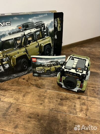 Lego technic 42110 land rover defender
