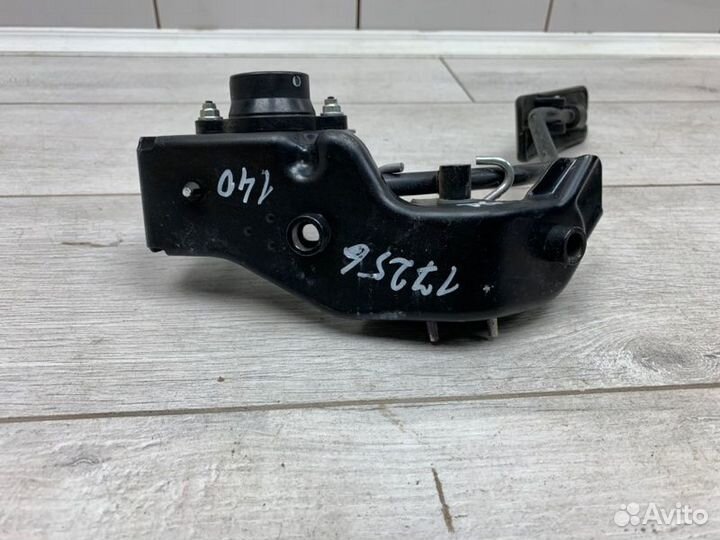 Педаль газа Toyota Avensis универсал 3ZZ-FE 2008