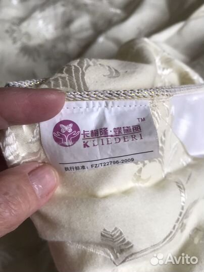 Шелковое натур.детское одеяло и подушка, Италия