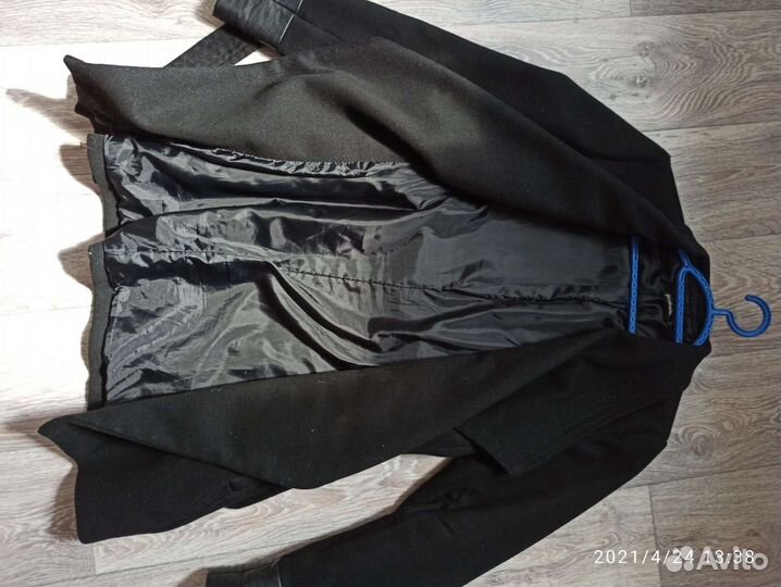 Пальто Stradivarius