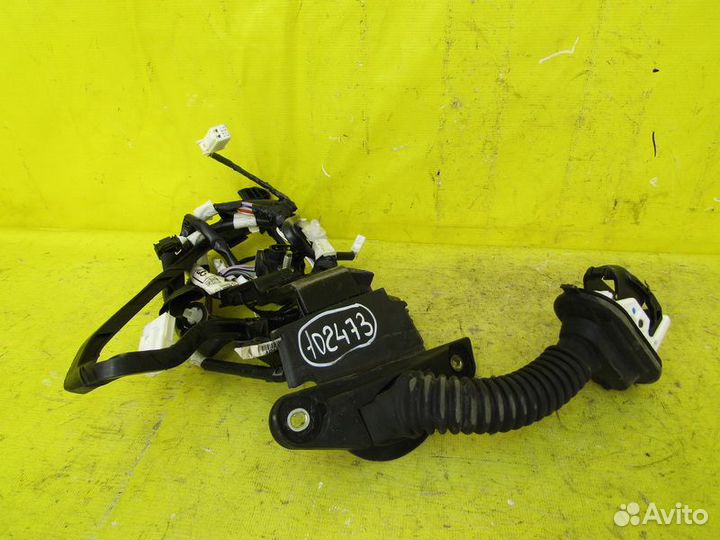 Проводка двери Toyota C-HR 19г 102473