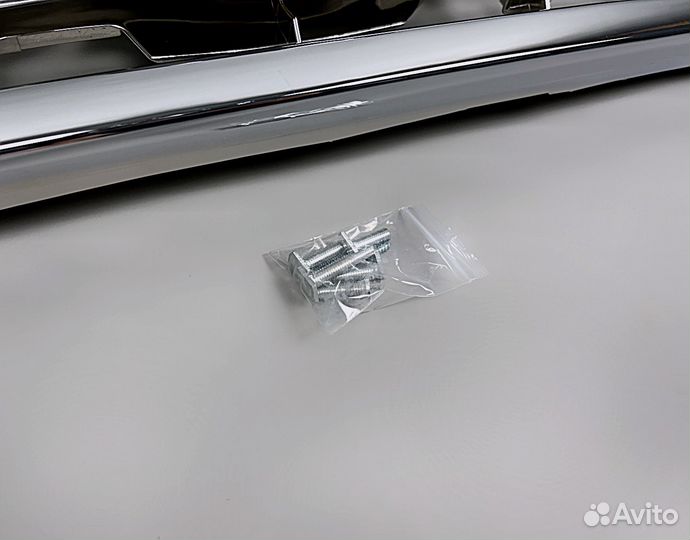 Решетка радиатора Lexus LX470 2модель Хром