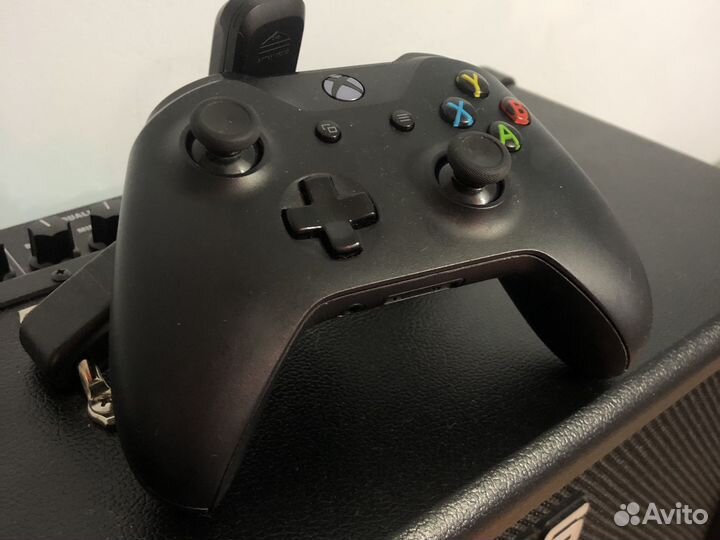 Гейпад xbox One