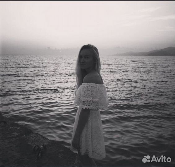 Платье белое кружевное