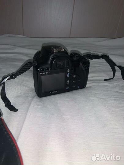 Зеркальный фотоаппарат canon EOS 1000d