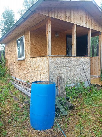 Дом 20 м² на участке 6,5 сот.