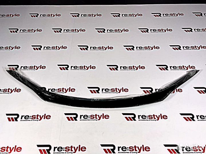 Дефлектор капота Toyota Hilux с15г Оригинал