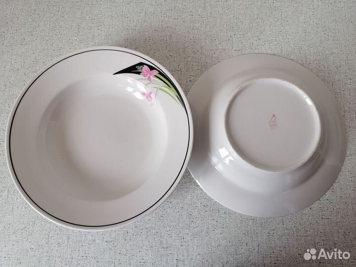 Тарелки и блюдца. Форфор. Дулёво. СССР