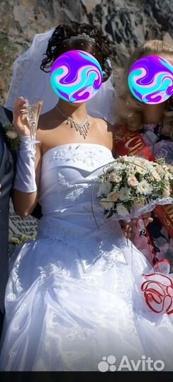 Свадебное платье