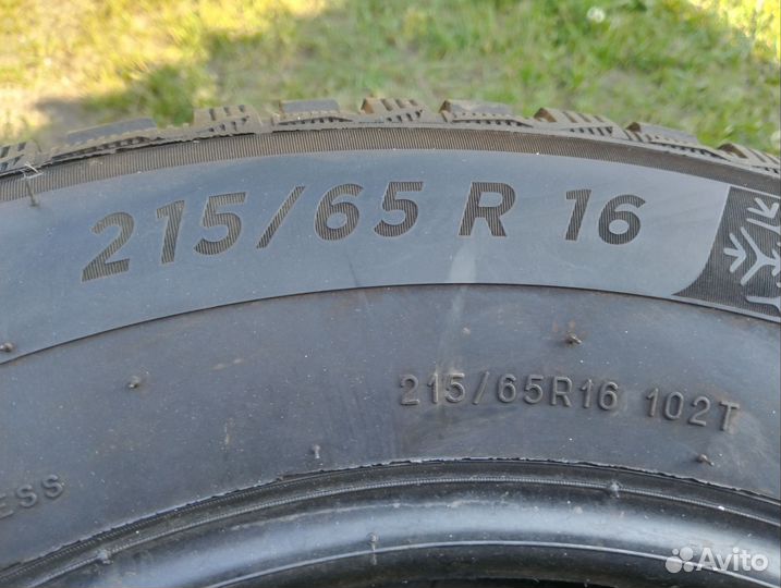 Michelin X-Ice North 4 215/65 R16 102T