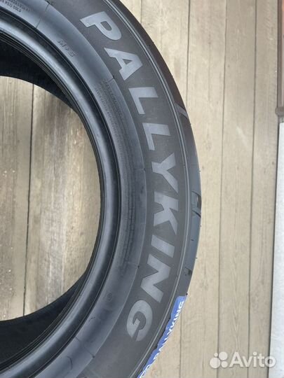 Pallyking Racing PU09 255/55 R18 105V