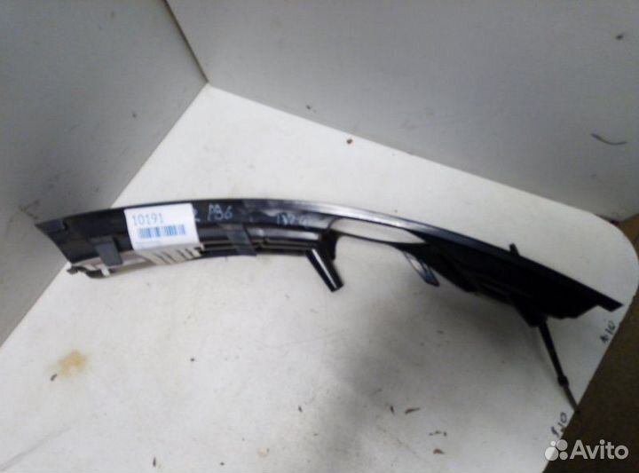 Решетка в бампер Volkswagen passat B6 2005-2010