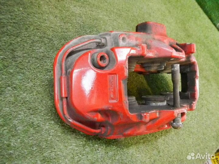 Суппорт тормозной передний правый Mercedes-Benz M