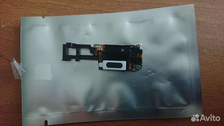 Динамик нижний Sony xperia xz premium