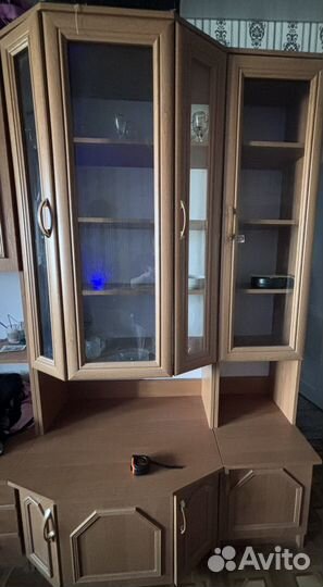 Шкаф сервант