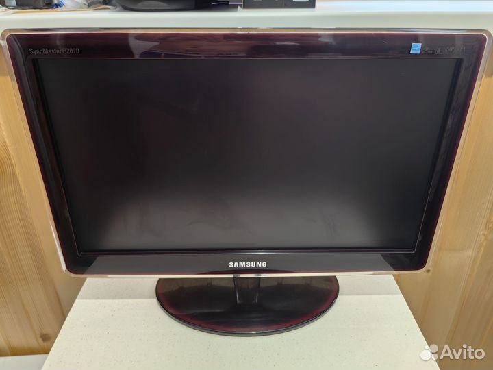 Монитор Samsung SyncMaster P2070H, 1600x900, 75 Гц