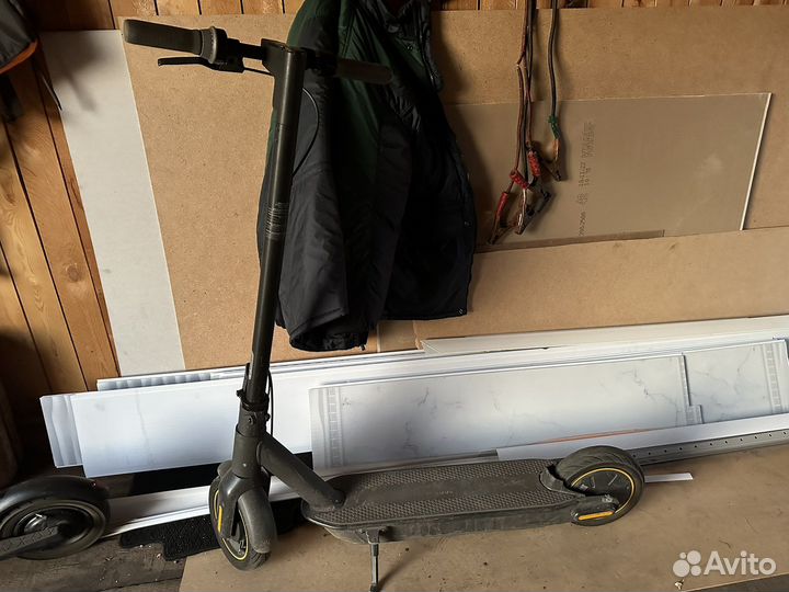 Самокат взрослый электрический бу