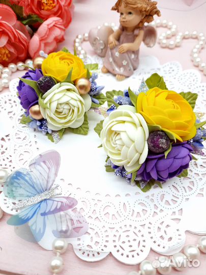 Резиночки для волос с цветами