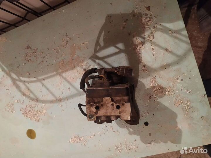 Блок абс тойота королла Е110