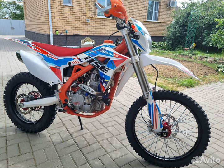 Мотоцикл BSE Z7
