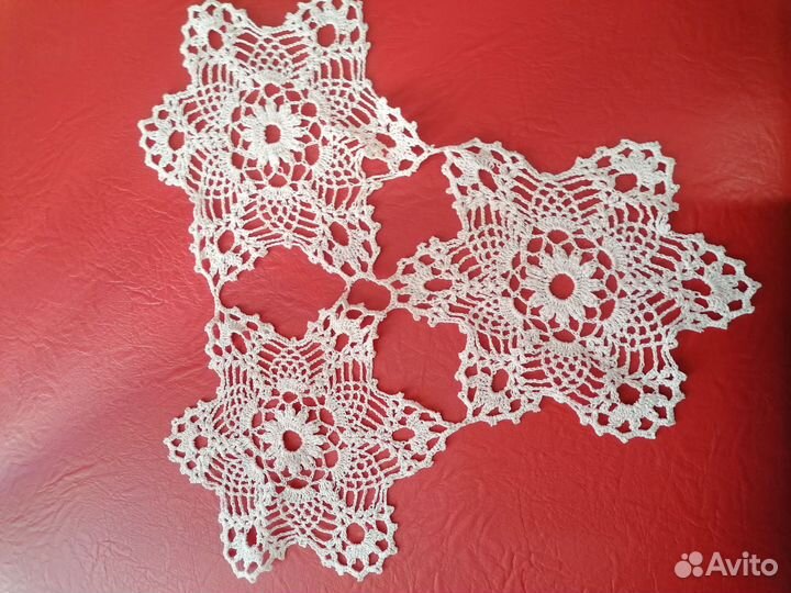 Вязаные прихватки, салфетки, воротнички, шаль