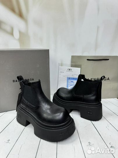 Balenciaga челси на платформе