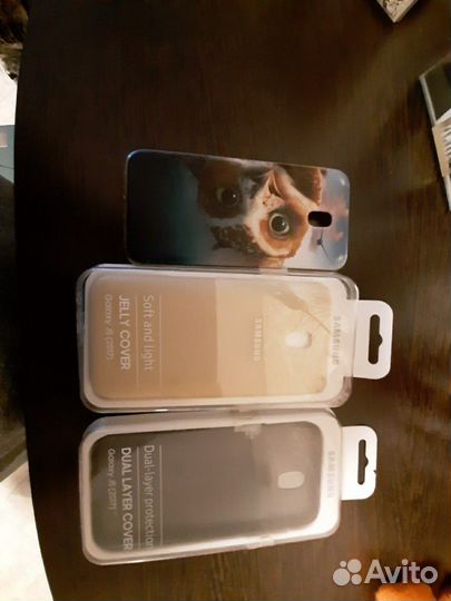 Чехол на телефон