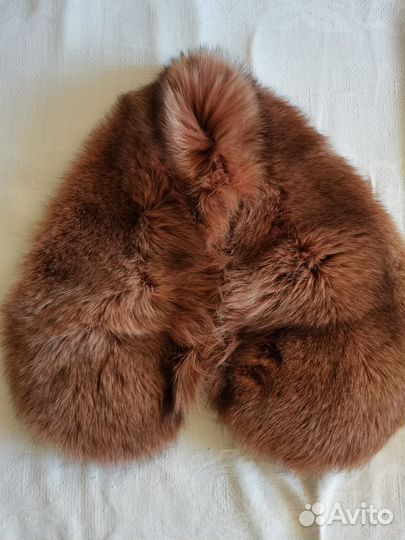 Меховой воротник песец крашенный