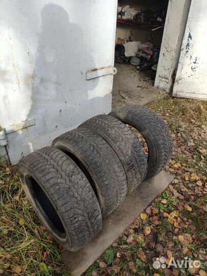 Bridgestone Blizzak Spike-01 185/60 R14 82T